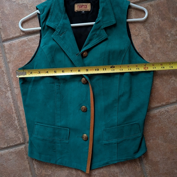 Phoenix USA Turquoise suede size M vest. - Picture 6 of 6